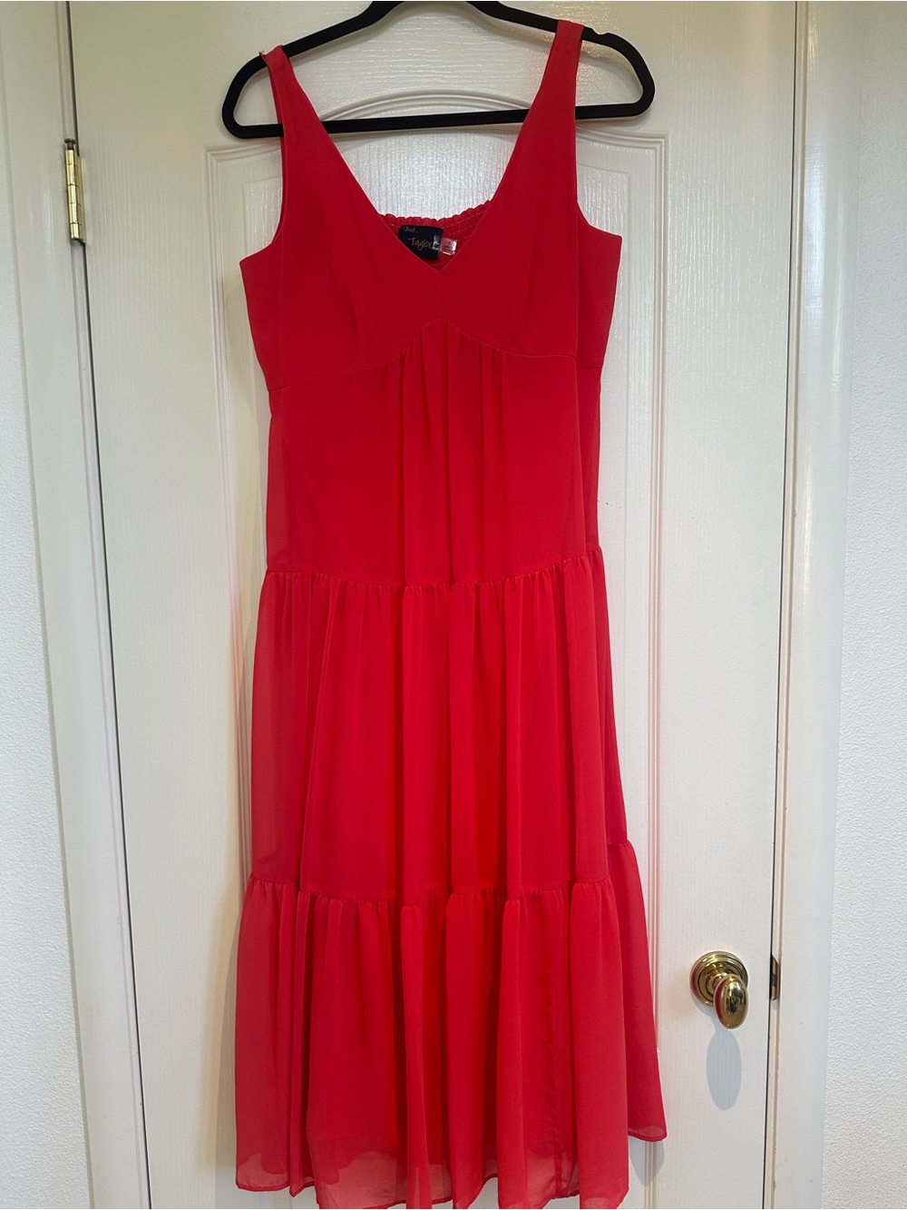 Just...Taylor Red Tiered Midi Dress with Square Neck